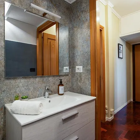 Elegant 1bdr Front The Subway Furio Camillo Apartment Rome