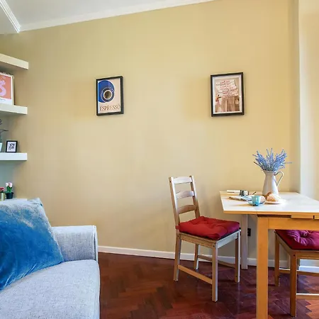 Apartment Elegant 1bdr Front The Subway Furio Camillo Rome